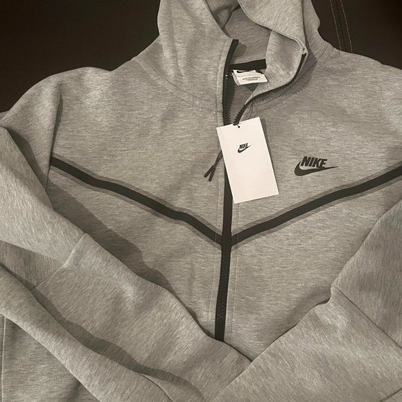 Nike Sportswear Tech Fleece (JACKET)